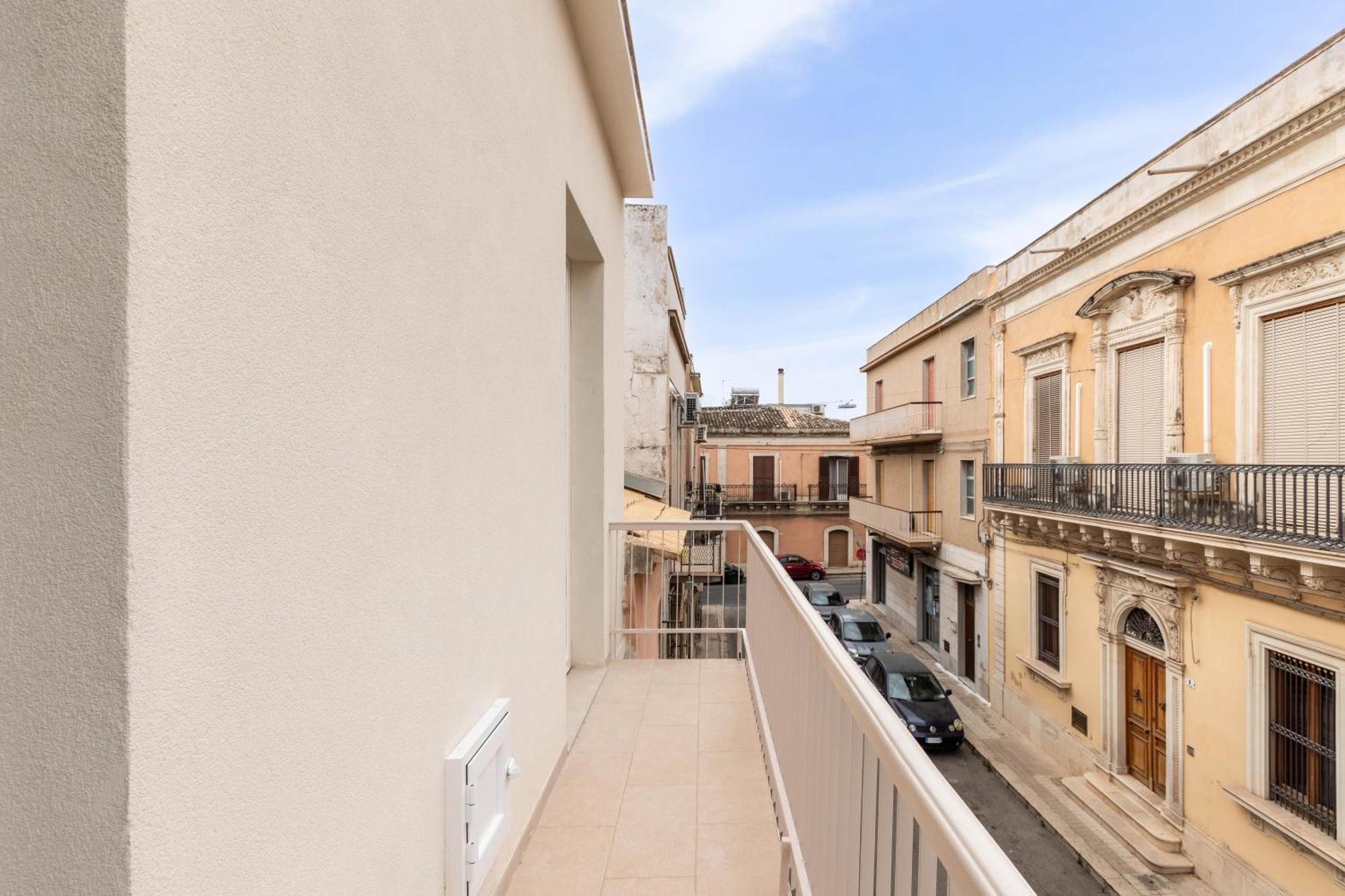 Dimo Luxury Apartment 2 Avola Dış mekan fotoğraf